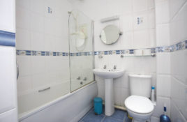 The bathroom at Corn Cottage holiday accommodation, Rhossili, Gower