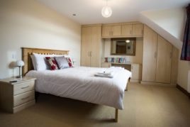 The en-suite double bedroom at Brynymor Cottage self-catering accommodation, Llangennith, Gower