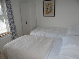The twin bedroom at Sunnyside holiday cottage, Rhossili, Gower