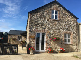 The Chaffhouse is a self-catering property at Llangennith, Gower