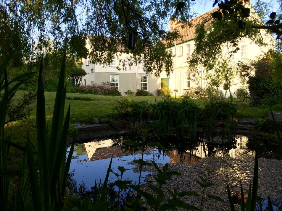 Plum Cottage Llangennith, Gower Peninsula Gower Holidays