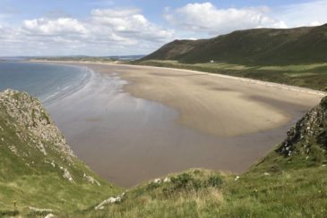 Rhossili Bay, the best place to visit in Wales