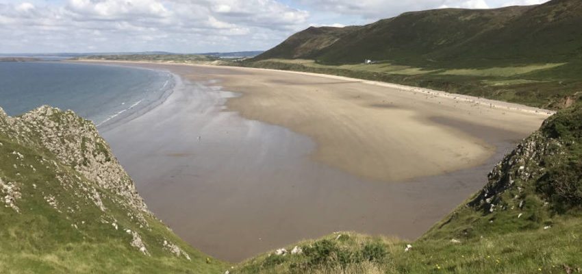 Rhossili Bay, the best place to visit in Wales