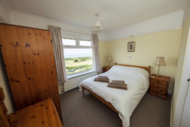 The en-suite bedroom at Faircroft, Rhossili