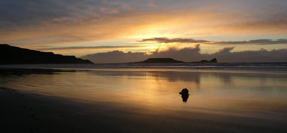 Spectacular sunsets in Rhossili